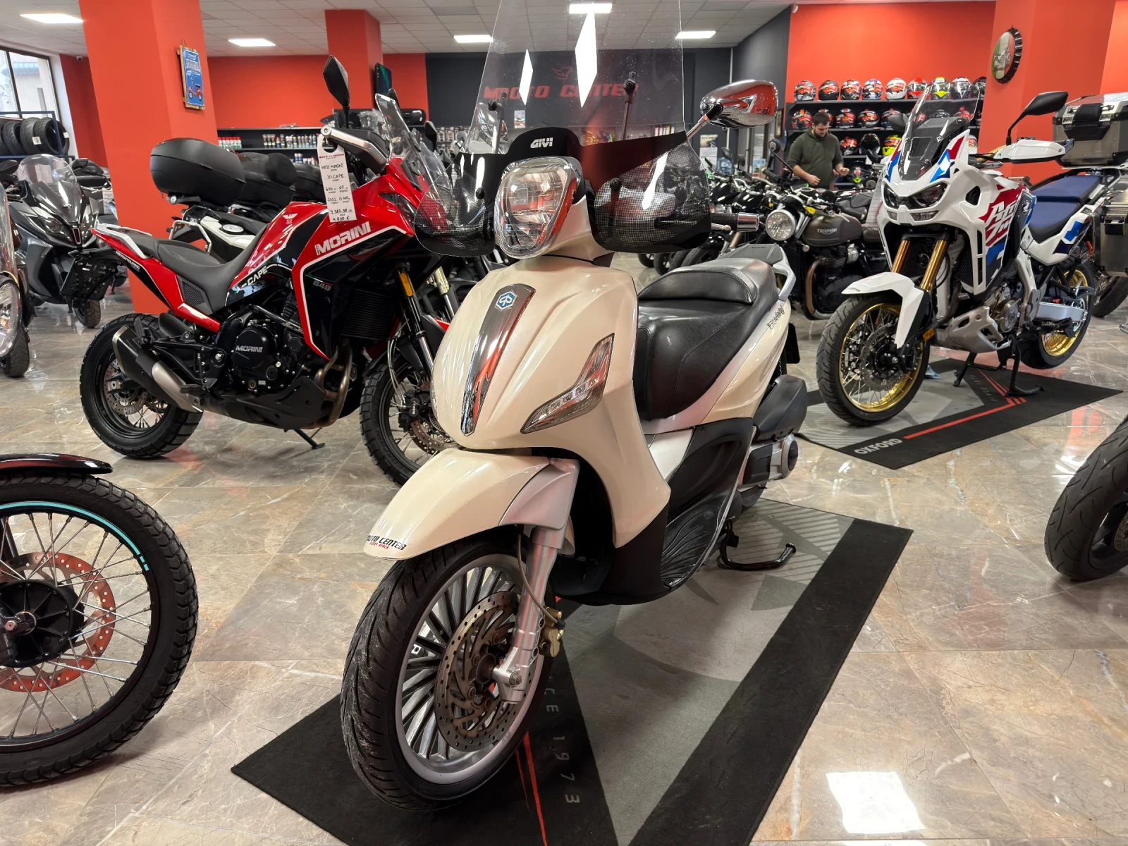 Piaggio Beverly 300i - изображение 8