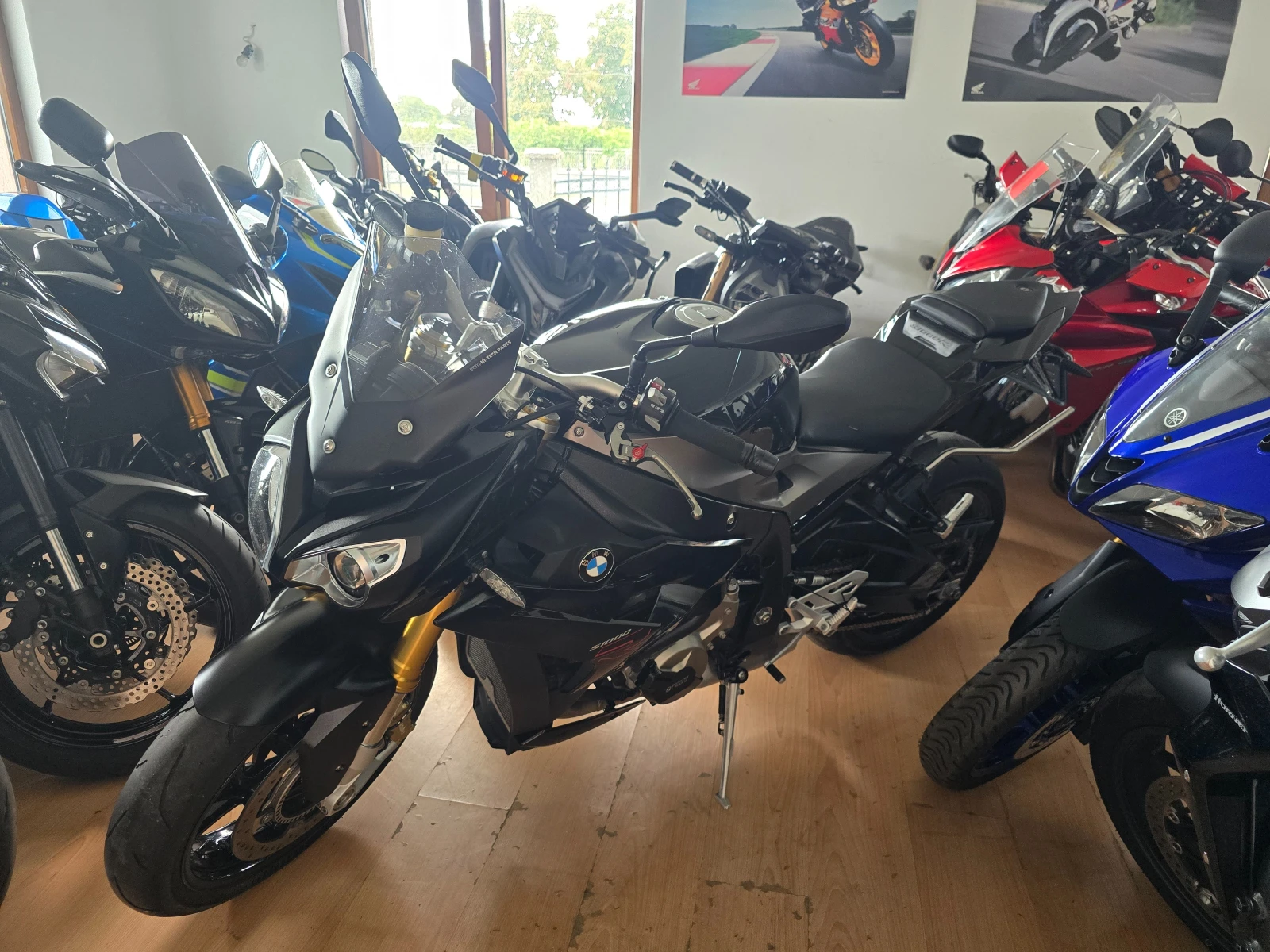 BMW S 1000R