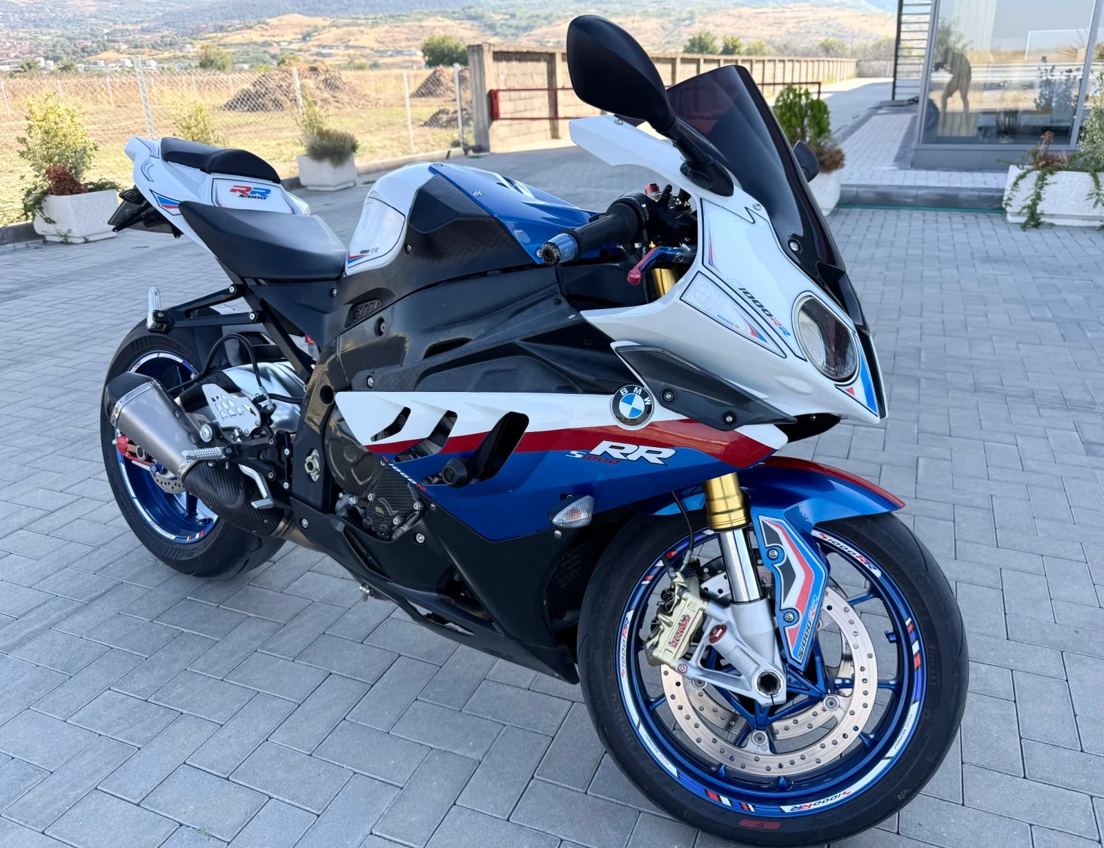 BMW S 1000RR / CARBON / ОБСЛУЖЕН 