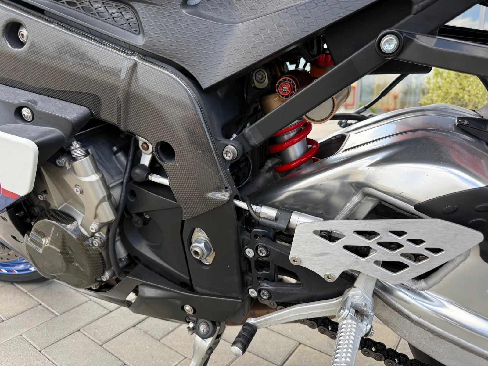 BMW S 1000RR / CARBON / ОБСЛУЖЕН , снимка 10 - Мотоциклети и мототехника - 55674166