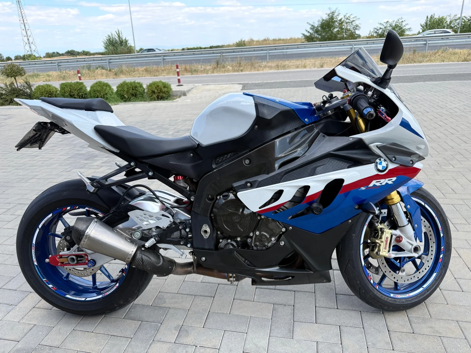 BMW S 1000RR / CARBON / ОБСЛУЖЕН , снимка 4 - Мотоциклети и мототехника - 55674166