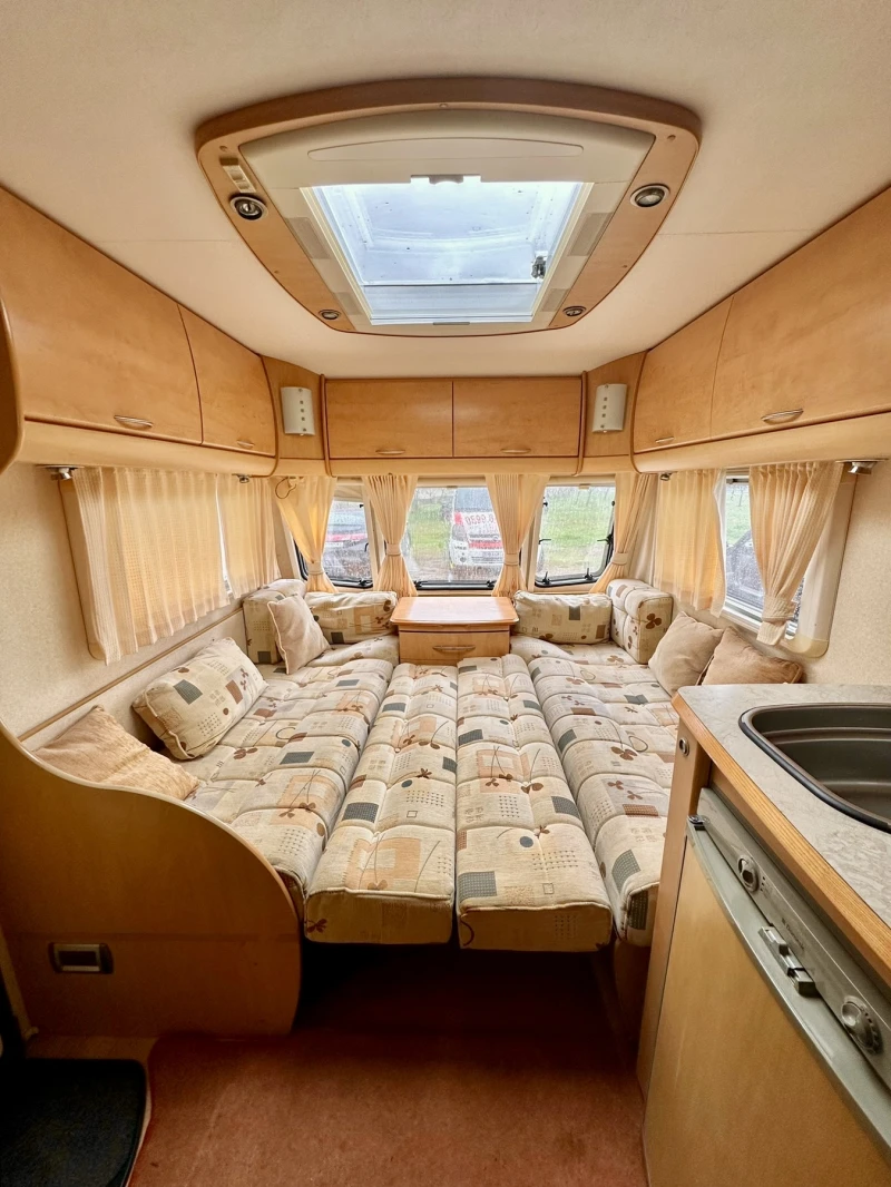 Каравана Bailey Senator, снимка 10 - Каравани и кемпери - 52932947