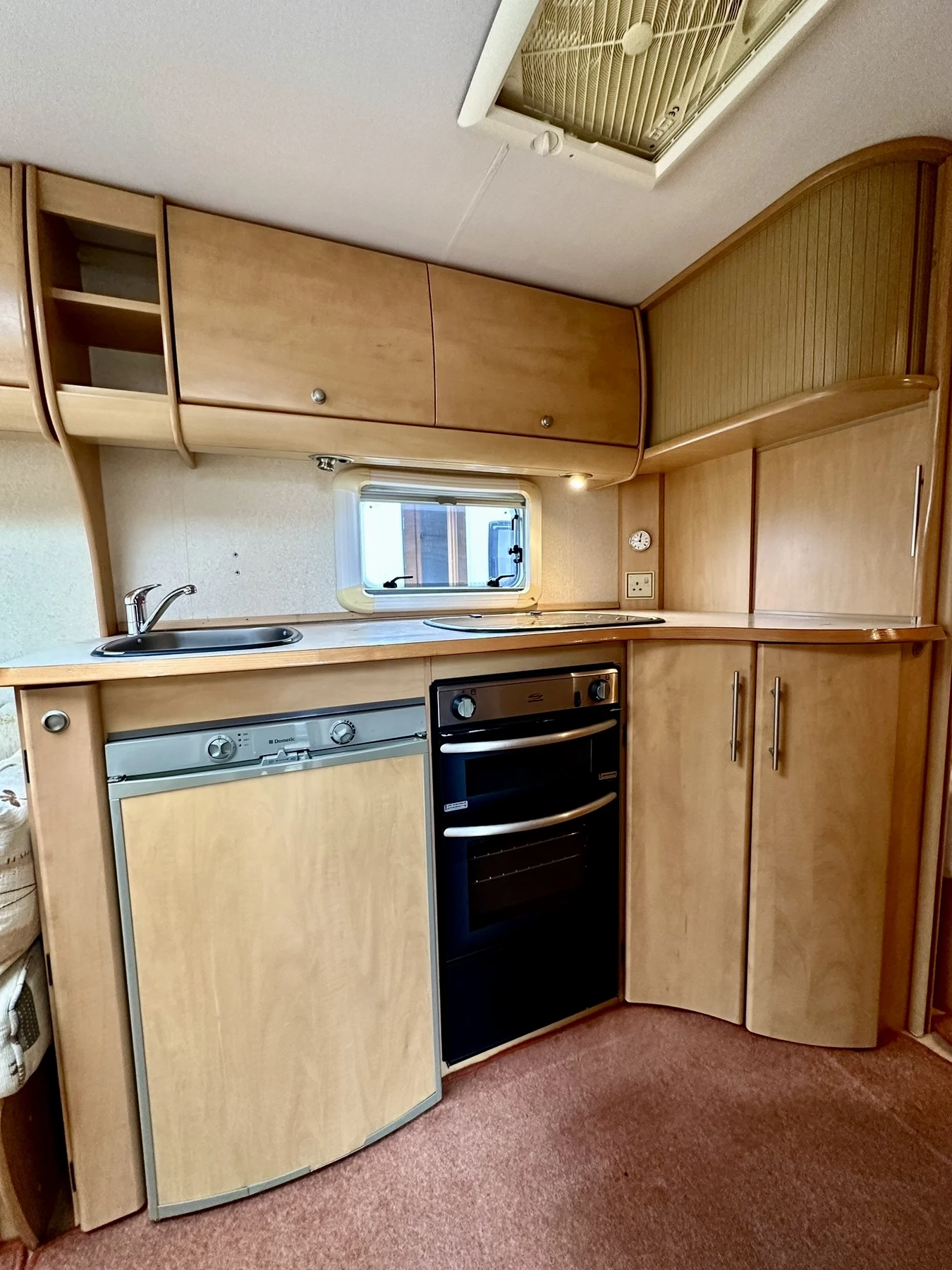 �������� Bailey Senator | Mobile.bg � ����������� 14