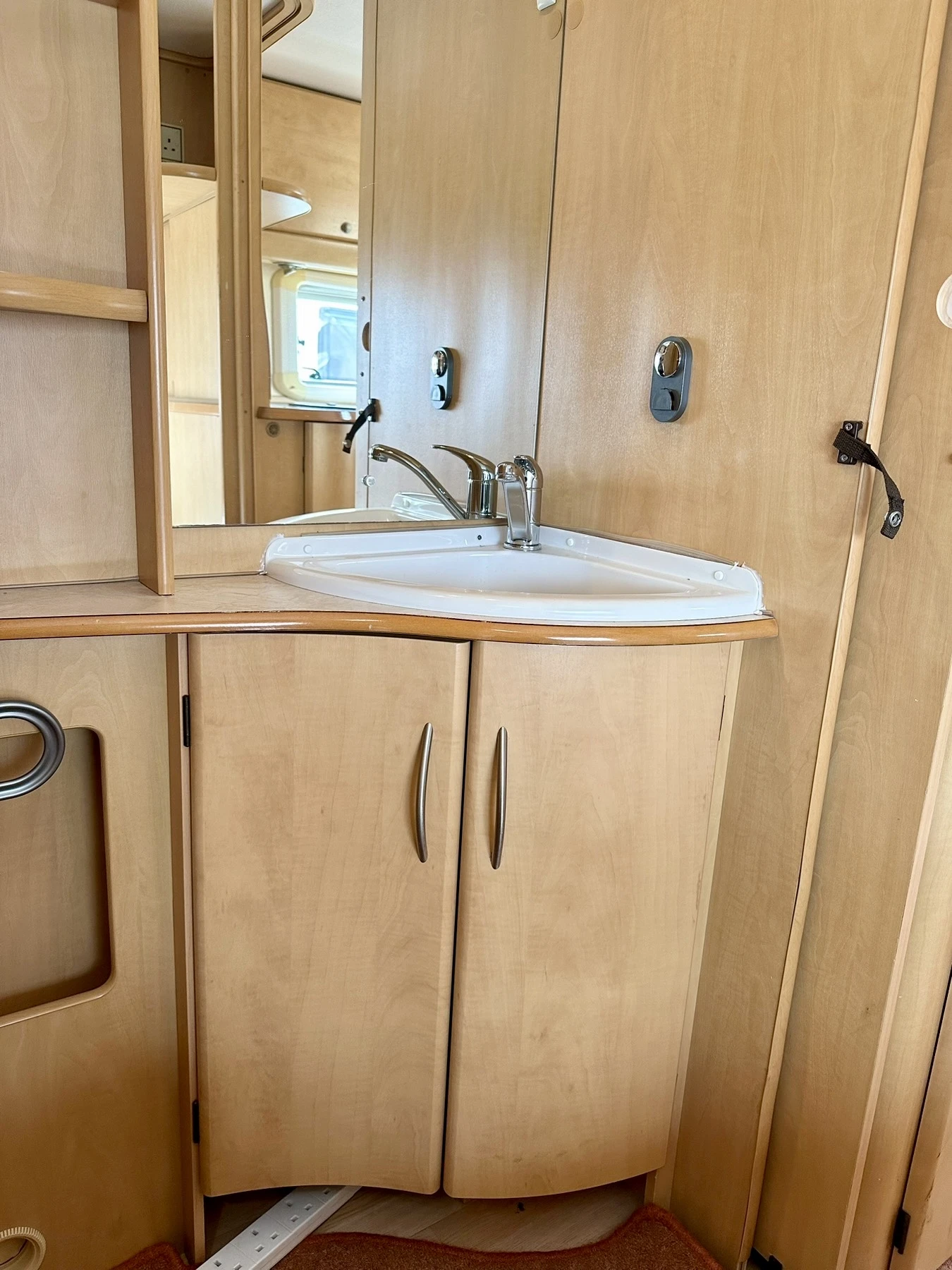 �������� Bailey Senator | Mobile.bg � ����������� 15