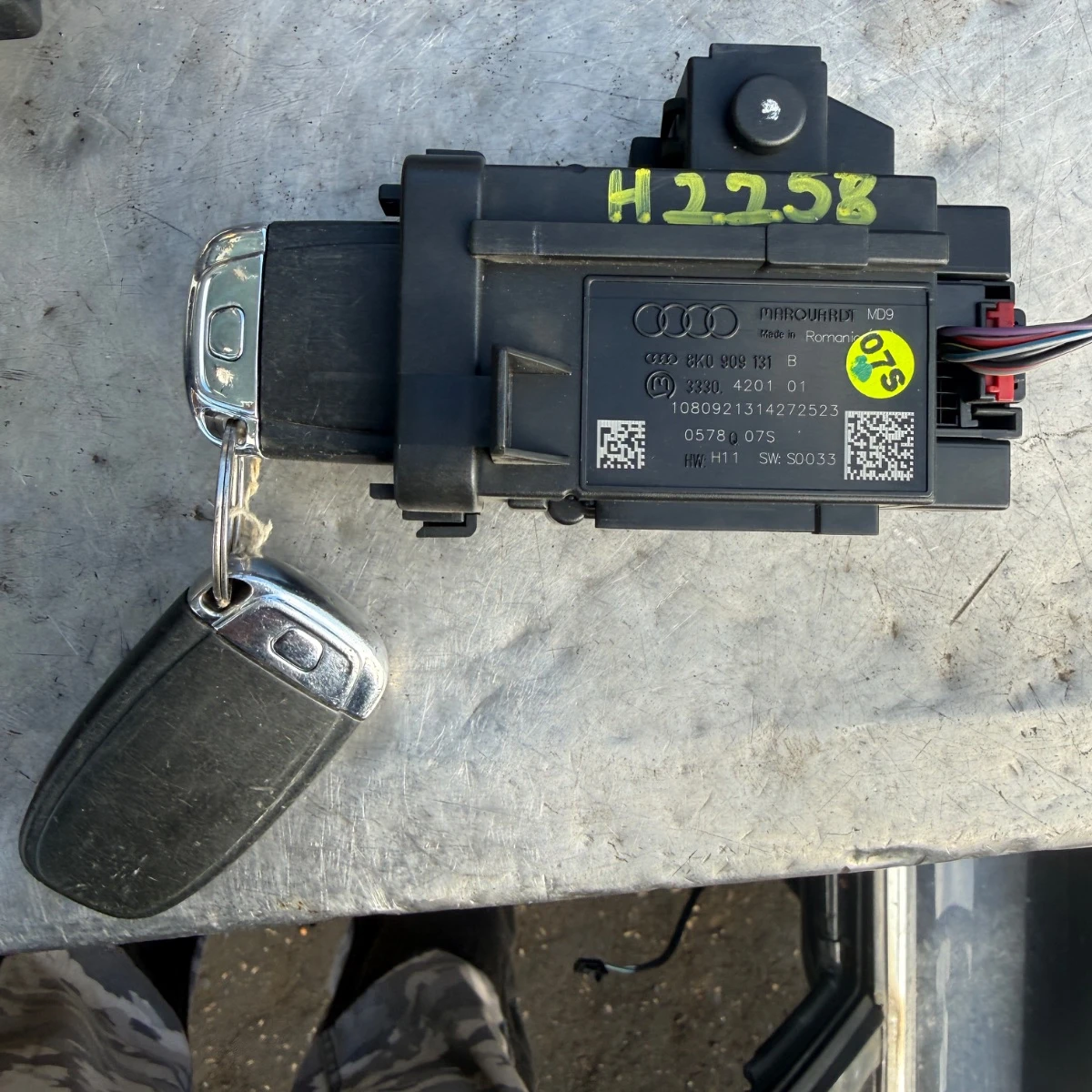 Модул контактен ключ гълтач за Audi A5 8T 8K0 909 131 B-2258-2258