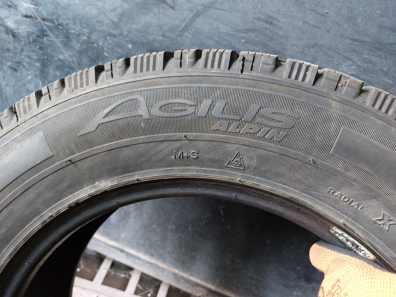 ���� 215/65R16 | Mobile.bg � ����������� 6