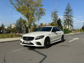 Mercedes-Benz C 180 AMG/Designo White/Camera/Multibeam, снимка 2 - Автомобили и джипове - 42768188