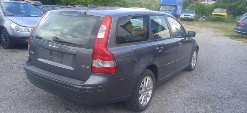 Volvo V50 2.0 д 6 ск., снимка 2 - Автомобили и джипове - 46249370