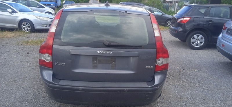 Volvo V50 2.0 д 6 ск., снимка 3 - Автомобили и джипове - 46249370