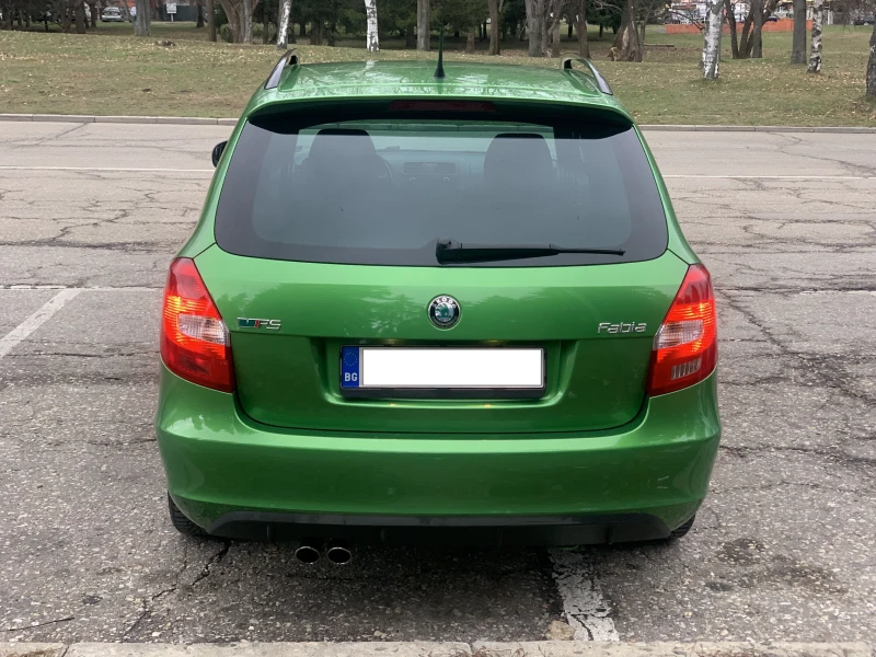 Skoda Fabia VRS, снимка 2 - Автомобили и джипове - 47095484