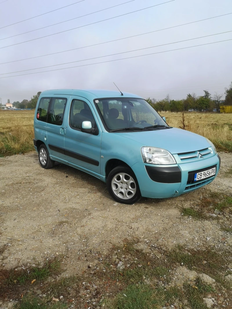 Citroen Berlingo 1.4i, снимка 7 - Автомобили и джипове - 47470606