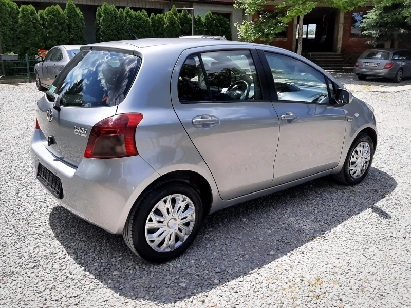 Toyota Yaris 1.4D4d * LIMITED EDITION* КЛИМАТИК* , снимка 4 - Автомобили и джипове - 51052741