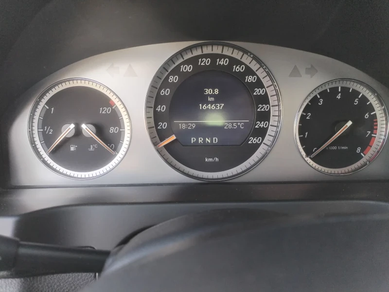 Mercedes-Benz C 230 2.5 V6 AMG, снимка 12 - Автомобили и джипове - 52427202