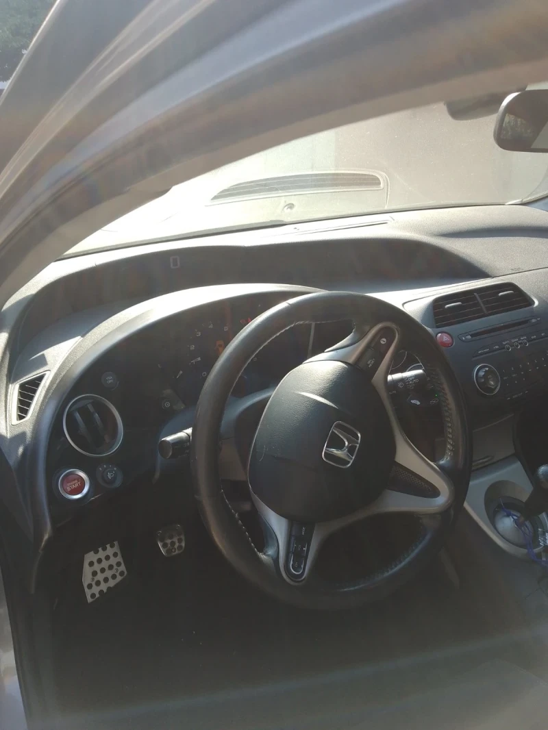 Honda Civic Лек, снимка 4 - Автомобили и джипове - 51785372