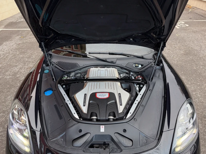 Porsche Panamera Turbo| SportDesign| Carbon| TwoToneInterior| ЛИЗИН, снимка 9 - Автомобили и джипове - 52504950