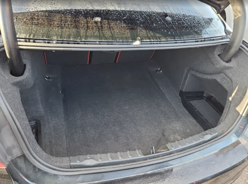 BMW 320 xDrive, снимка 12 - Автомобили и джипове - 52666998