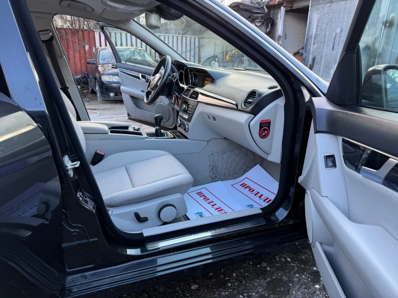 Mercedes-Benz C 220 CDI 170HP 6 SPEED FACELIFT LED NAVI KLIMA 2014G E5, снимка 15 - Автомобили и джипове - 53404574