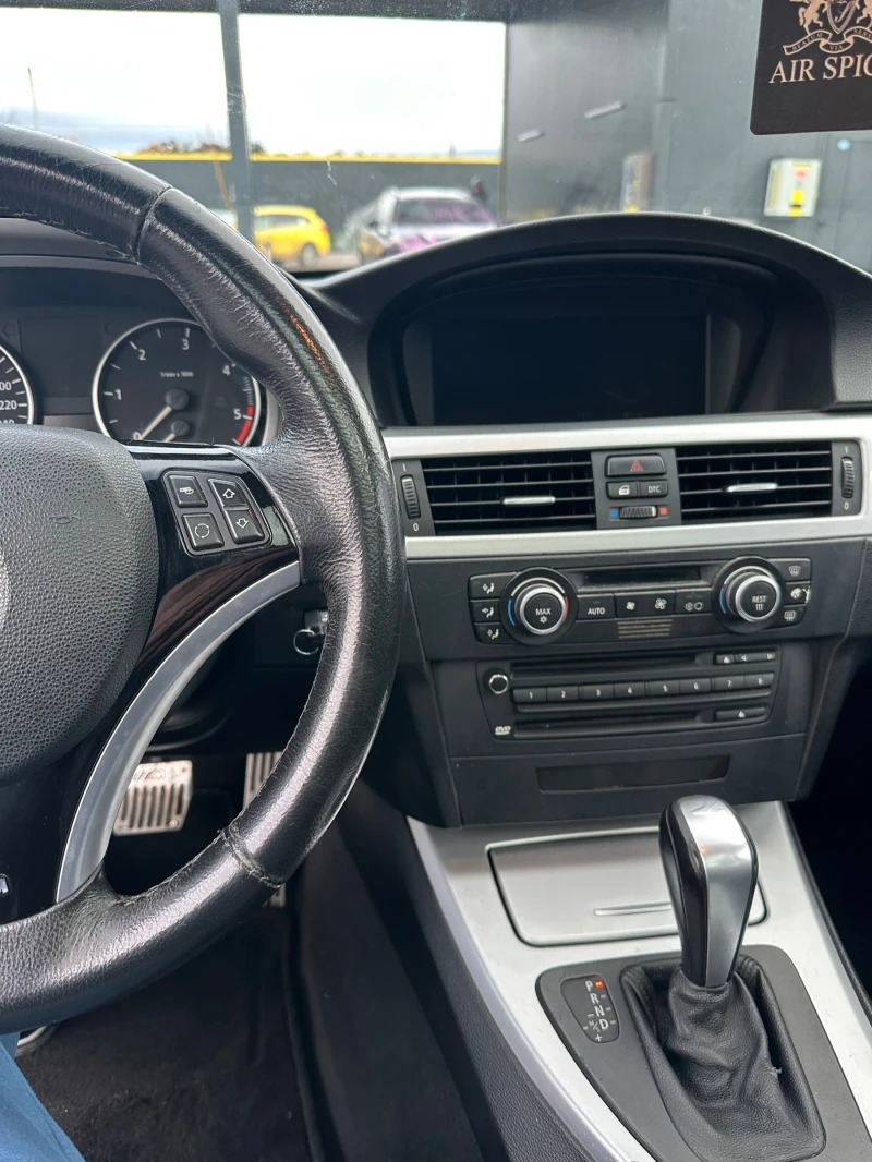 BMW 320, снимка 13 - Автомобили и джипове - 53525682