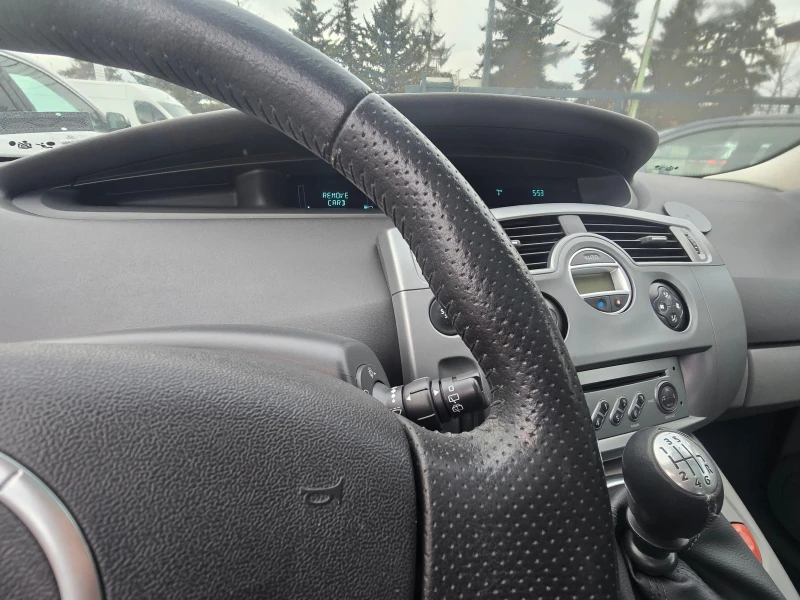 Renault Grand scenic 1.9dCi/6+ 1места/6-ск./Лизинг, снимка 10 - Автомобили и джипове - 53597844