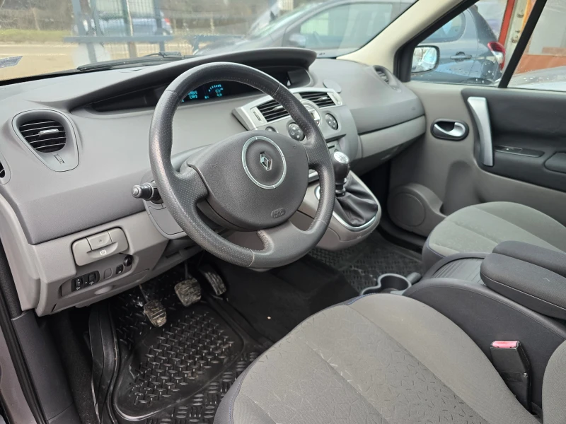 Renault Grand scenic 1.9dCi/6+ 1места/6-ск./Лизинг, снимка 8 - Автомобили и джипове - 53597844