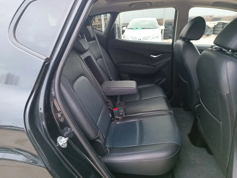 Hyundai Ix20 1.6i-125кс-ШВЕЙЦАРИЯ-АВТОМАТ-NAVI-KEYLESS-FULL, снимка 11 - Автомобили и джипове - 53598036