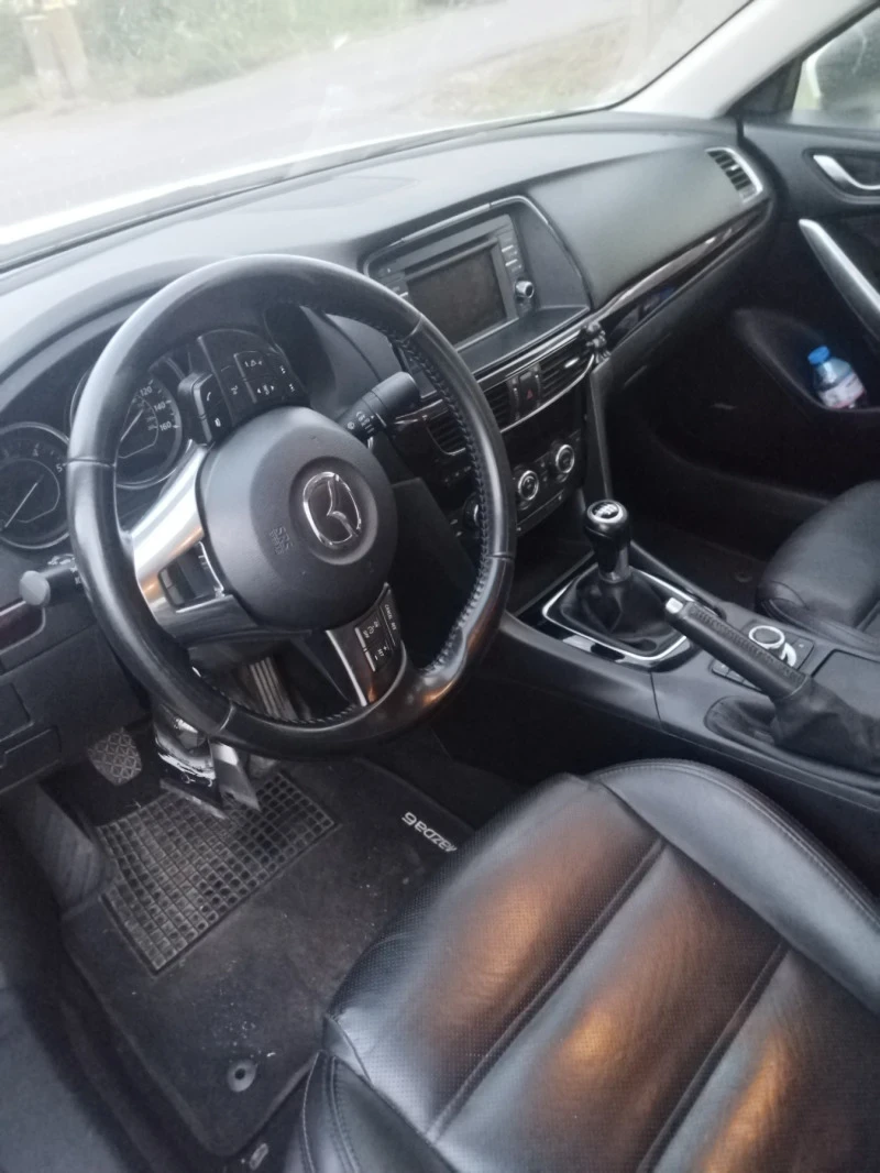 Mazda 6 Седан, снимка 11 - Автомобили и джипове - 47317926