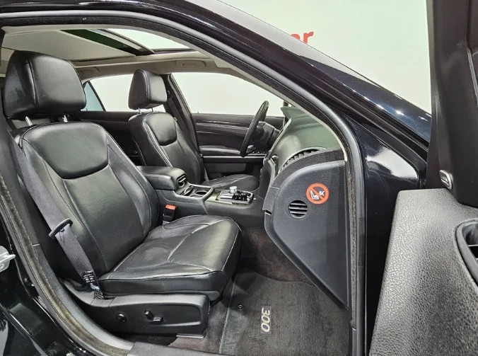 Chrysler 300c 3.6 - изображение 9