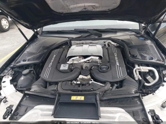 Mercedes-Benz C 63 AMG * S* КОЖА* ПАНОРАМА* ПОДГРЕВ* BURMESTER* , снимка 9 - Автомобили и джипове - 54460476