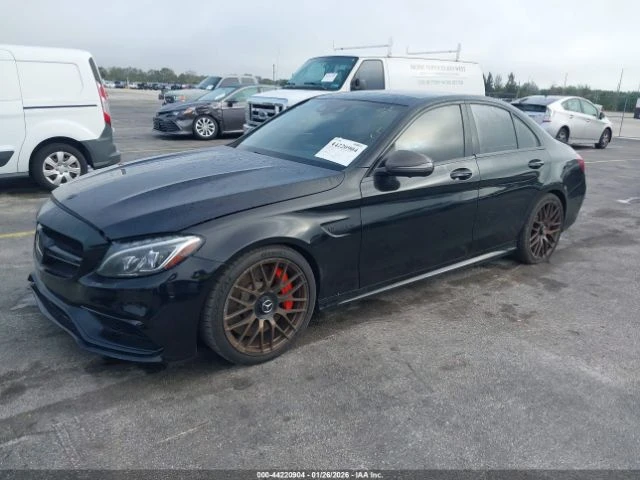 Mercedes-Benz C 63 AMG * S* КОЖА* ПАНОРАМА* ПОДГРЕВ* BURMESTER* , снимка 2 - Автомобили и джипове - 54460476