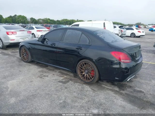 Mercedes-Benz C 63 AMG * S* КОЖА* ПАНОРАМА* ПОДГРЕВ* BURMESTER* , снимка 3 - Автомобили и джипове - 54460476