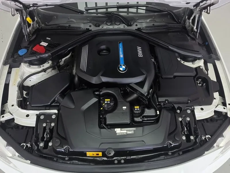 BMW 330 M Sports Hybrid - САМО 30% АВАНС, снимка 9 - Автомобили и джипове - 55991884