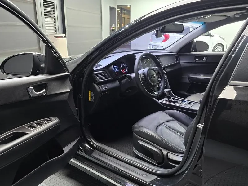 Kia K5 2.0 Mx Style Edition, снимка 10 - Автомобили и джипове - 56512801