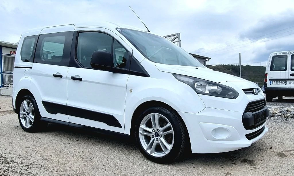 Ford Connect Tourneo conect 1.0i ecobust - изображение 3