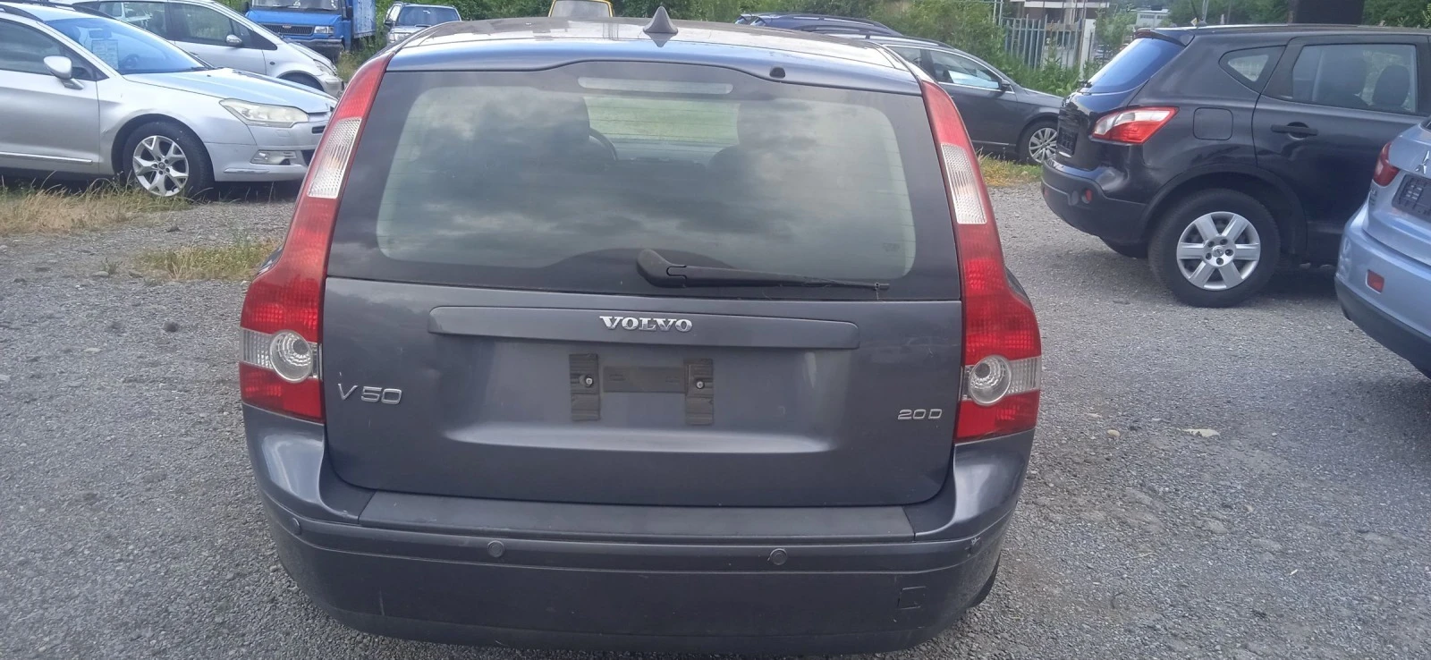 Volvo V50 2.0 д 6 ск. - изображение 3