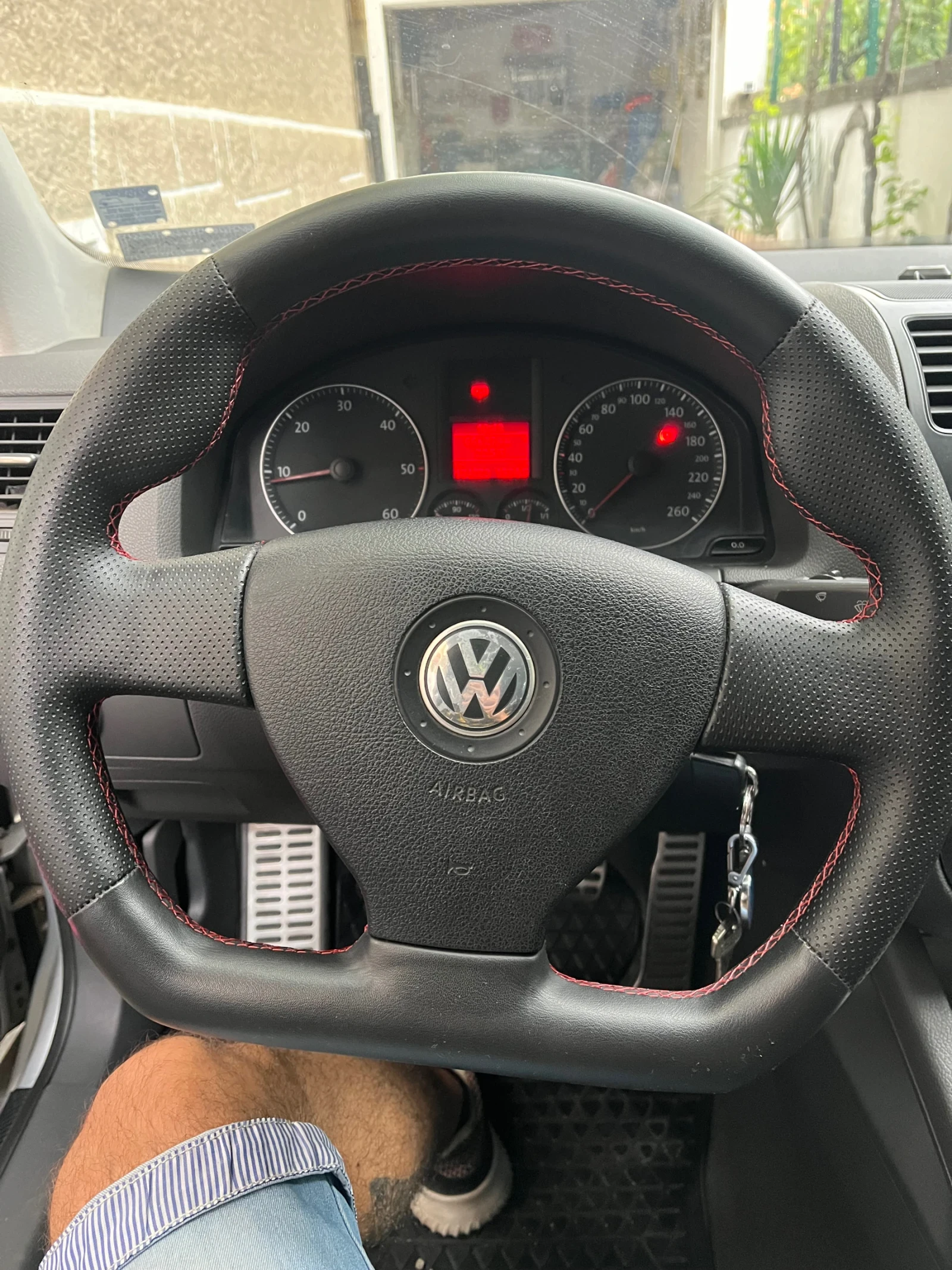 VW Golf 2.0 TDI - изображение 9