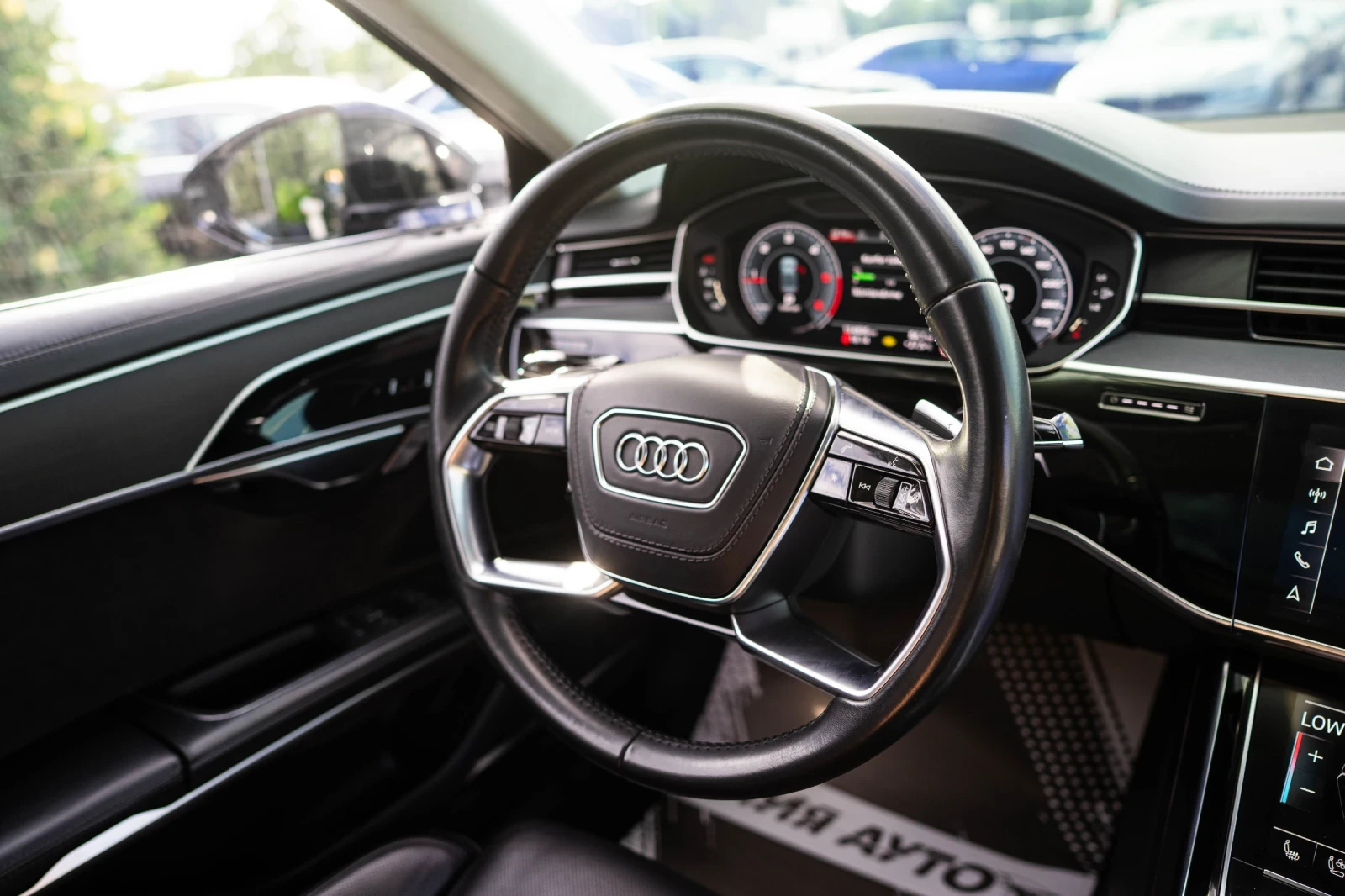 Audi A8 50TDI QUATTRO MATRIX LONG FULL S LINE  100% | Mobile.bg   12