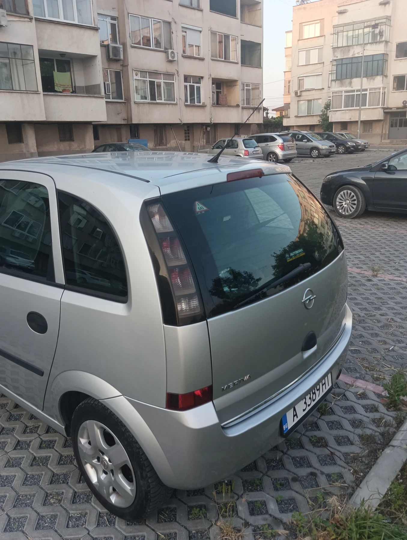 Opel Meriva 1.4 - изображение 4