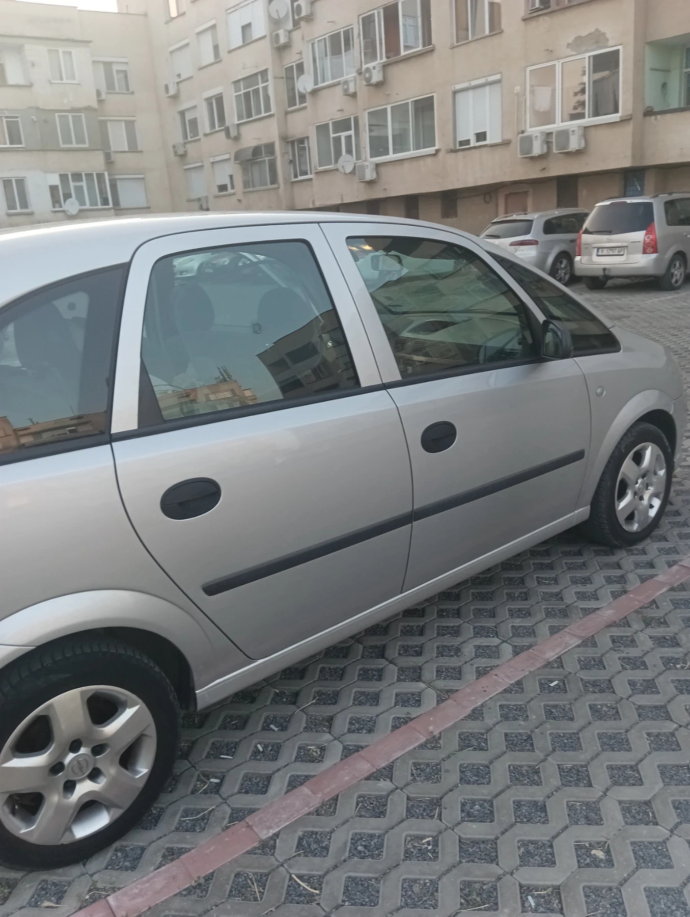 Opel Meriva 1.4 - изображение 8