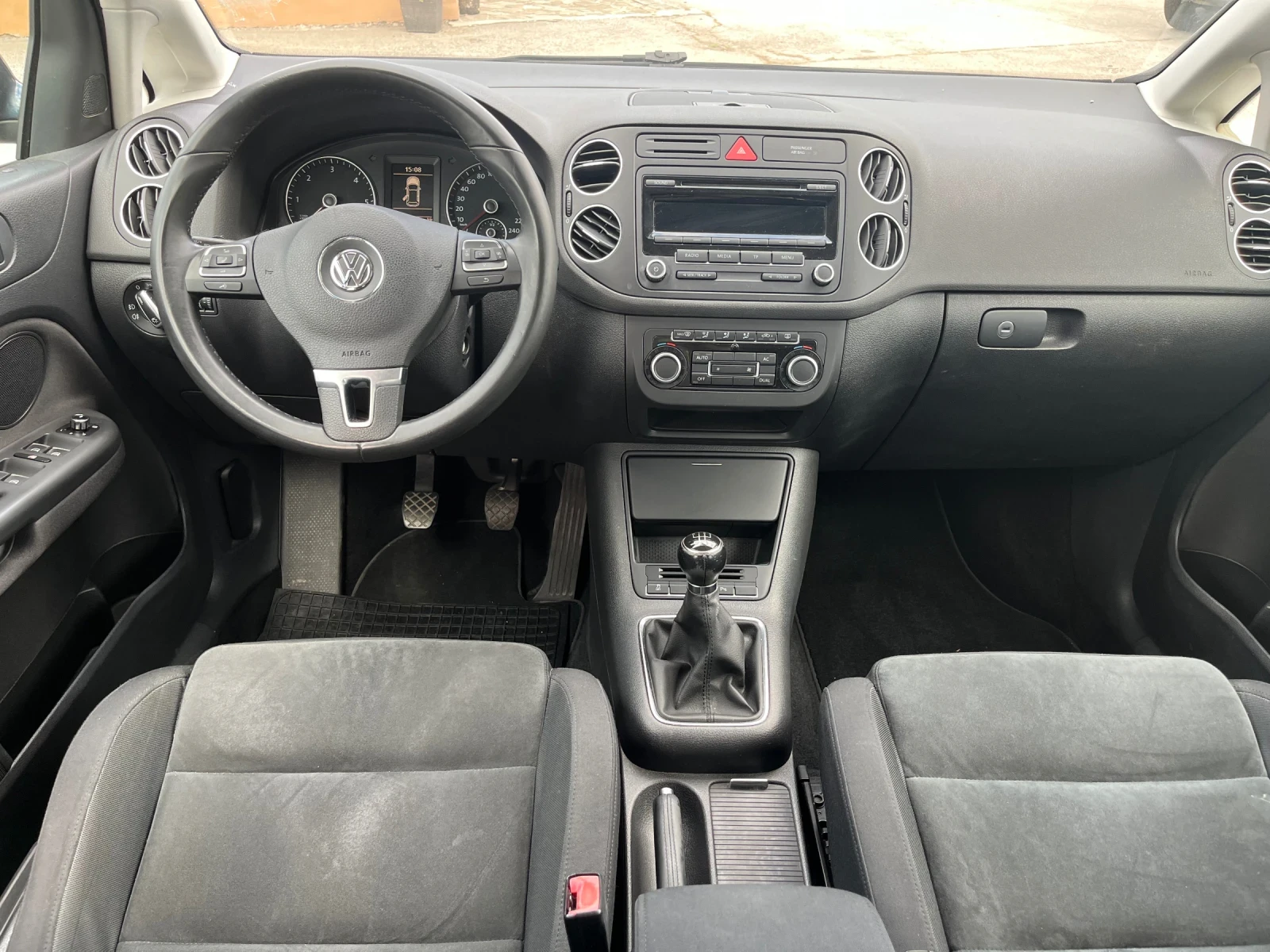 VW Golf Plus 1.6 TDI - изображение 8