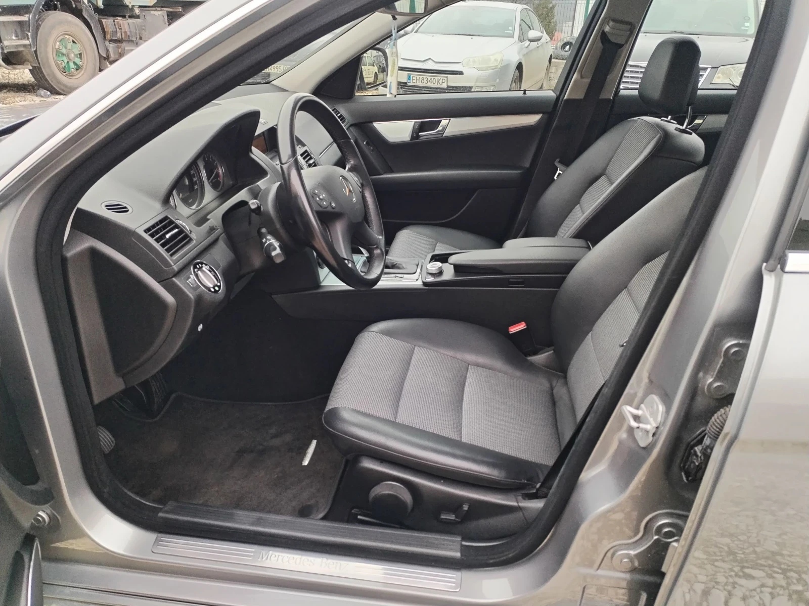 Mercedes-Benz C 230 2.5 V6 AMG | Mobile.bg � ����������� 10
