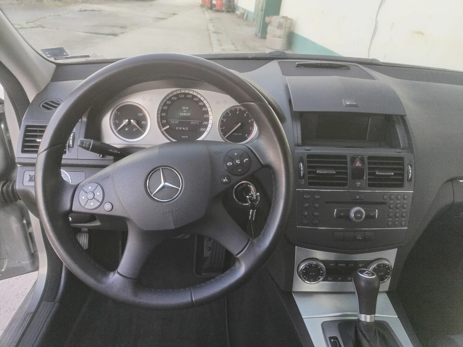 Mercedes-Benz C 230 2.5 V6 AMG - изображение 10