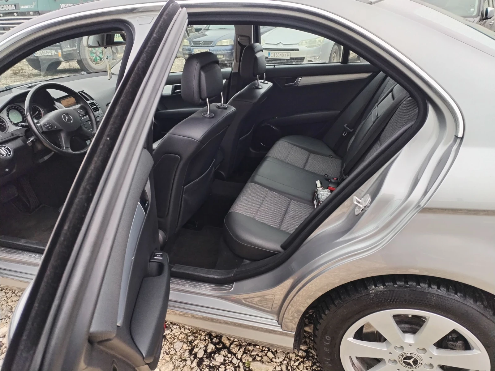 Mercedes-Benz C 230 2.5 V6 AMG | Mobile.bg � ����������� 11