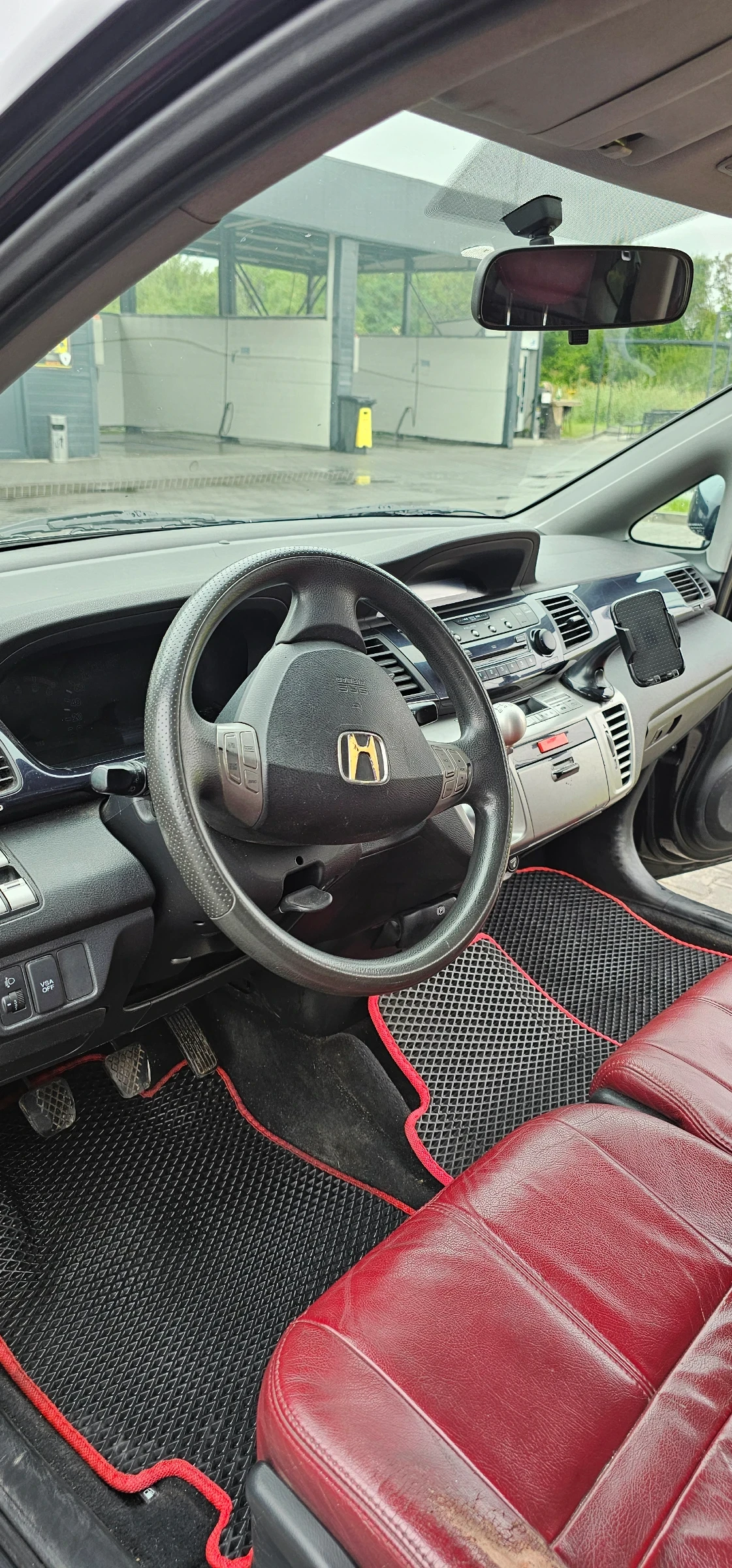 Honda Fr-v  - изображение 8
