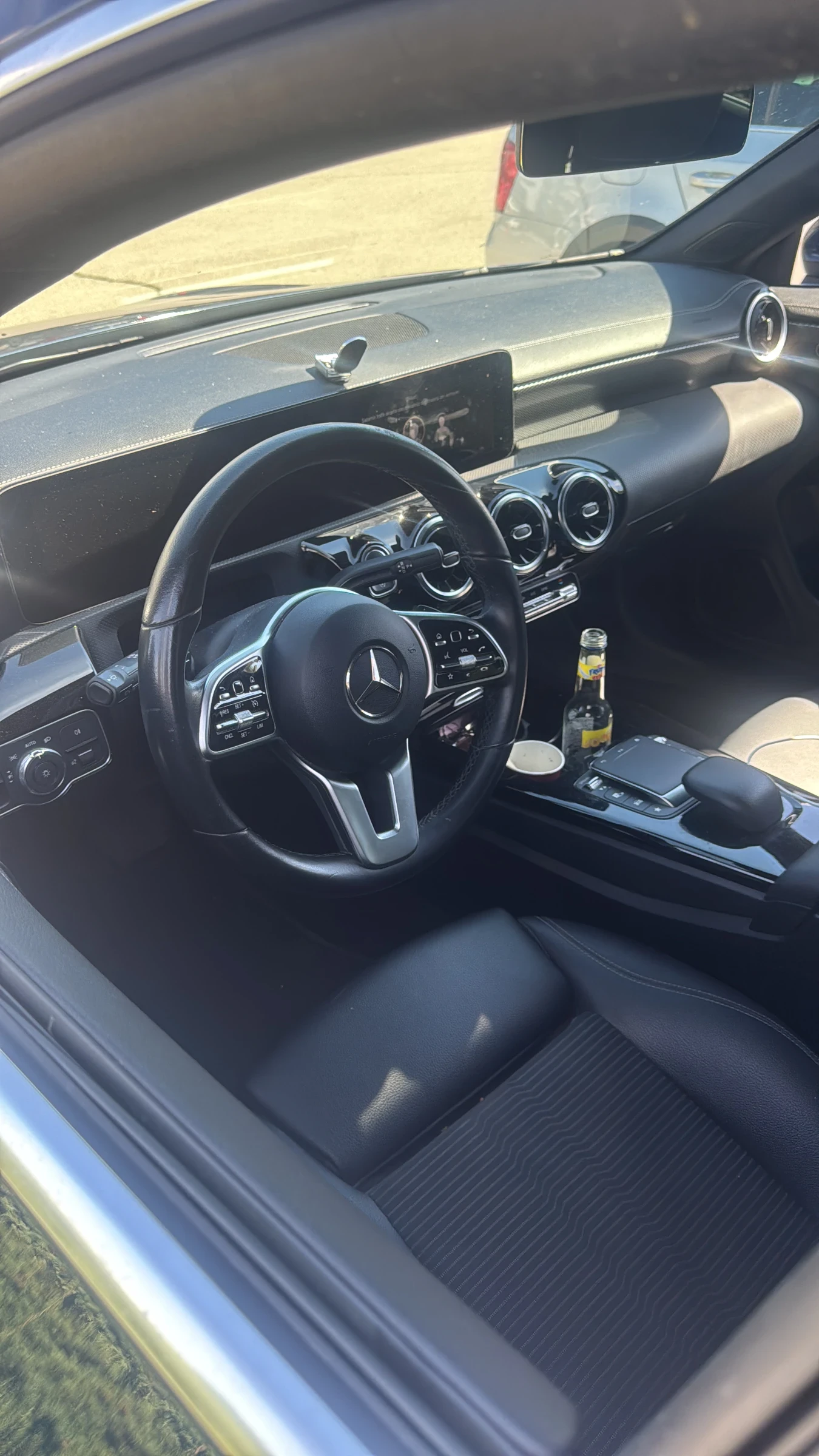 Mercedes-Benz CLA 180  - изображение 5