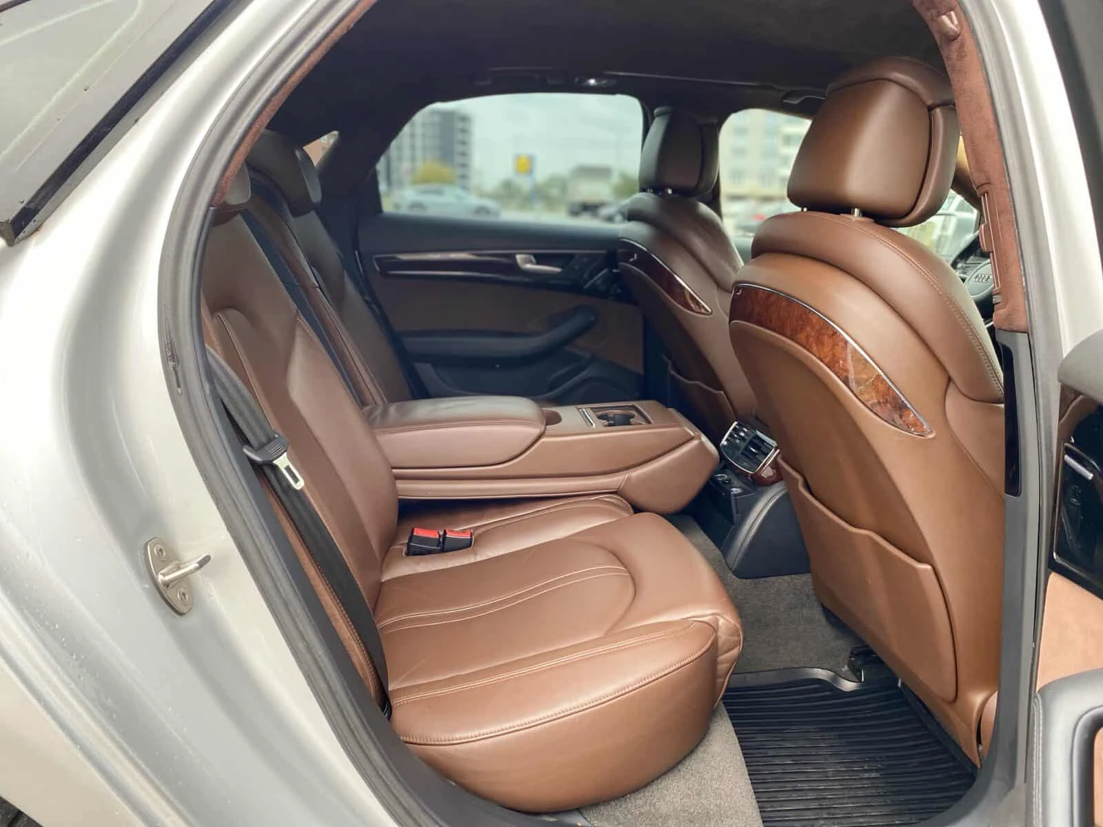 Audi A8 3.0 TDI Quattro DISTRONIC - изображение 10