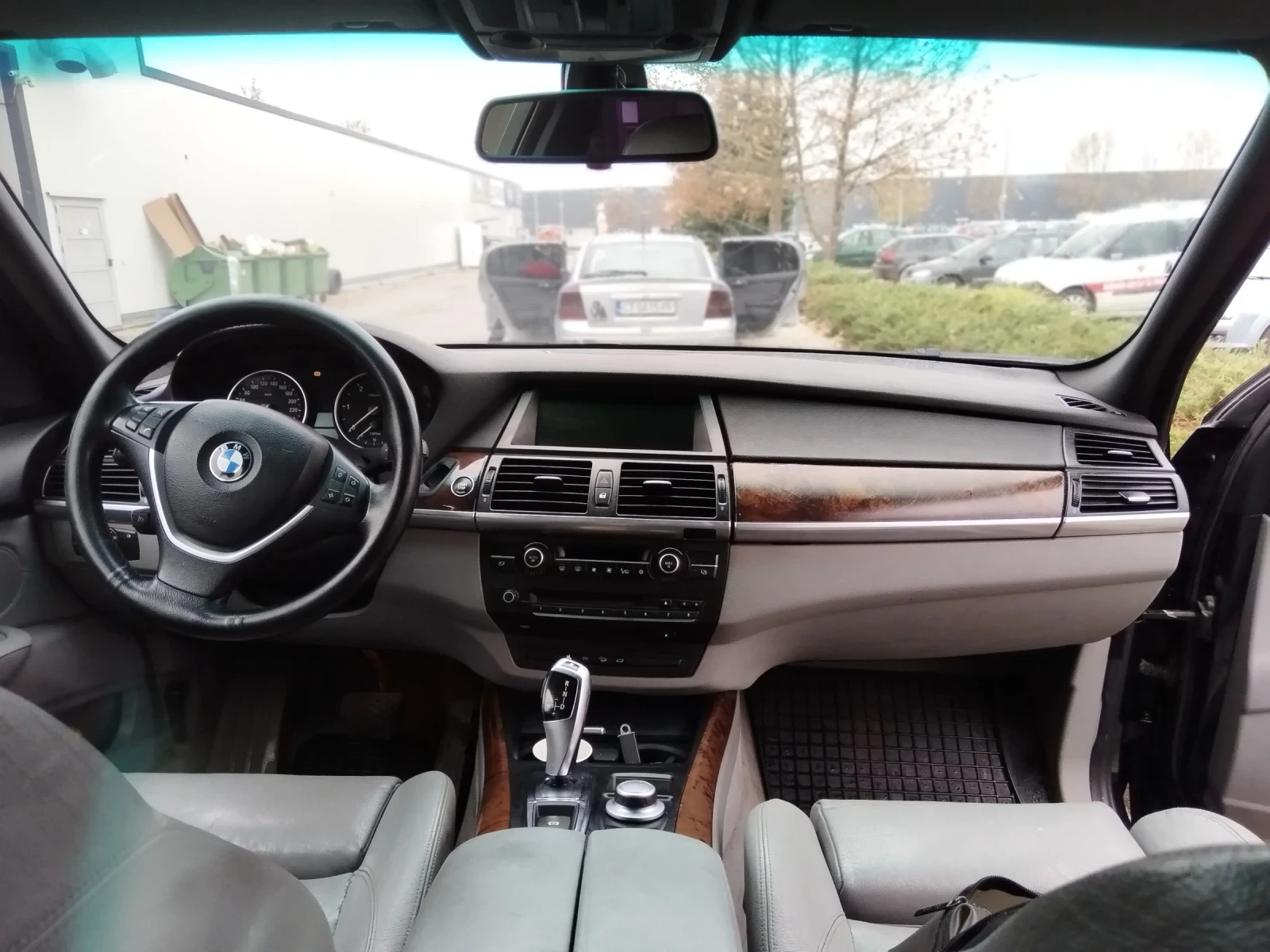 BMW X5 3.0 - изображение 10