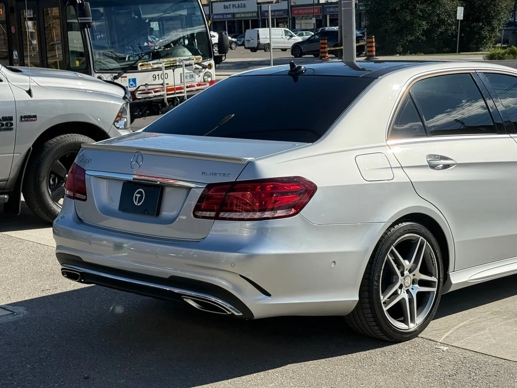Mercedes-Benz E 250 * //AMG SPORT | HARMAN KARDON | PANO | LOADED * CA - изображение 5