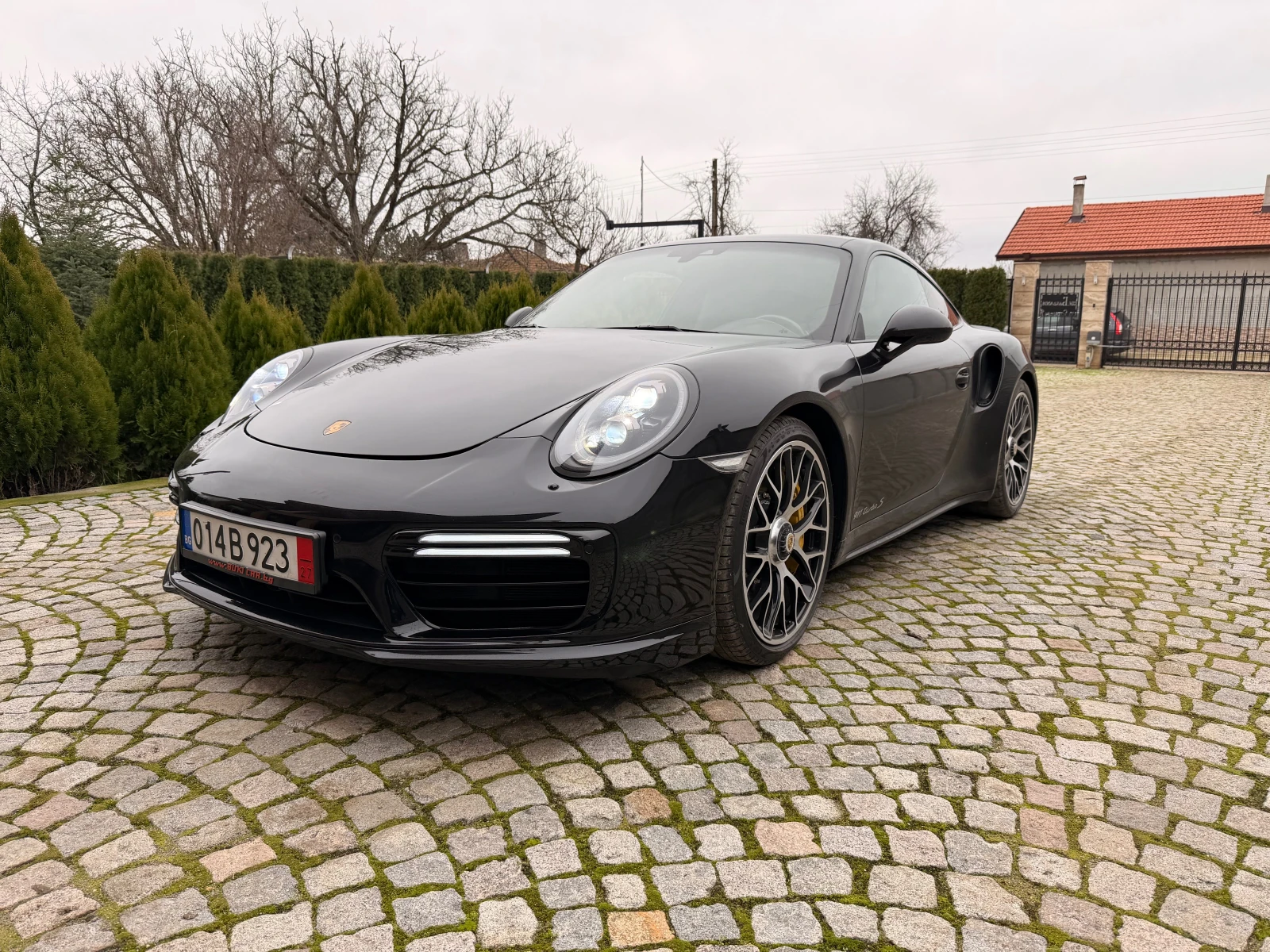 Porsche 911 TURBO S 991.2 EXCLUSIVE - изображение 3