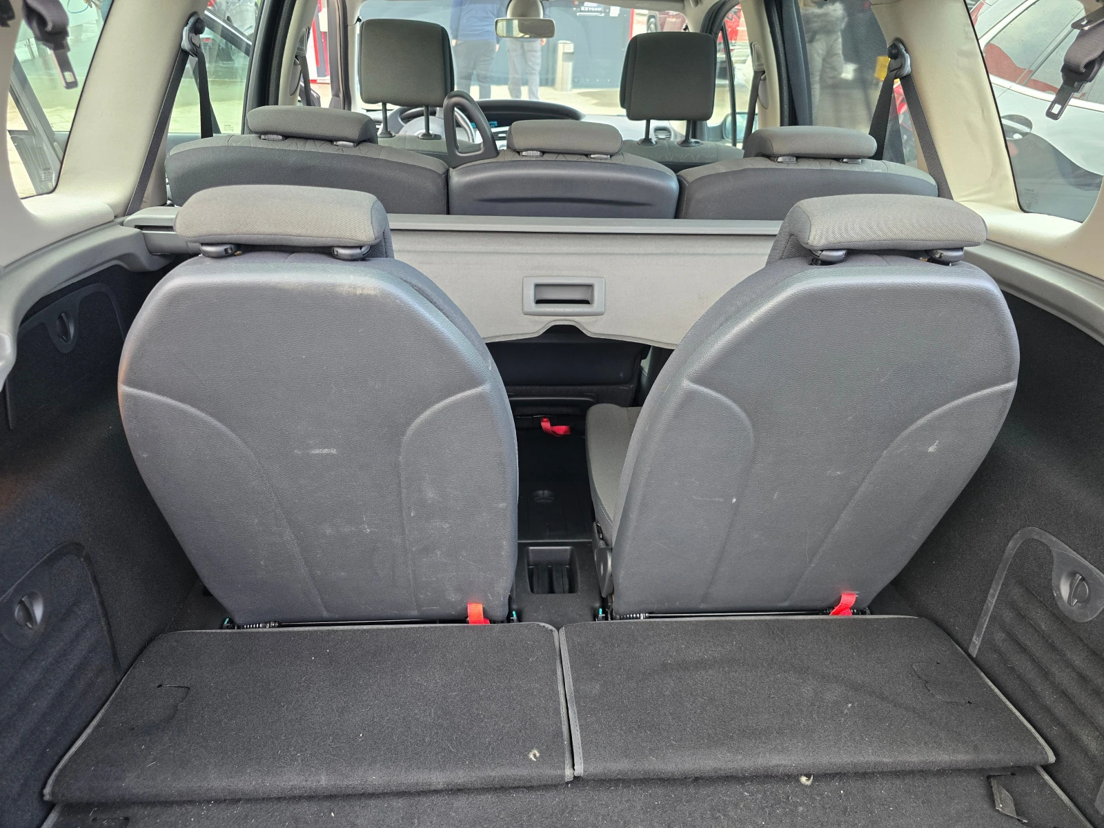 Renault Grand scenic 1.9dCi/6+ 1�����/6-��./������ | Mobile.bg � ����������� 13