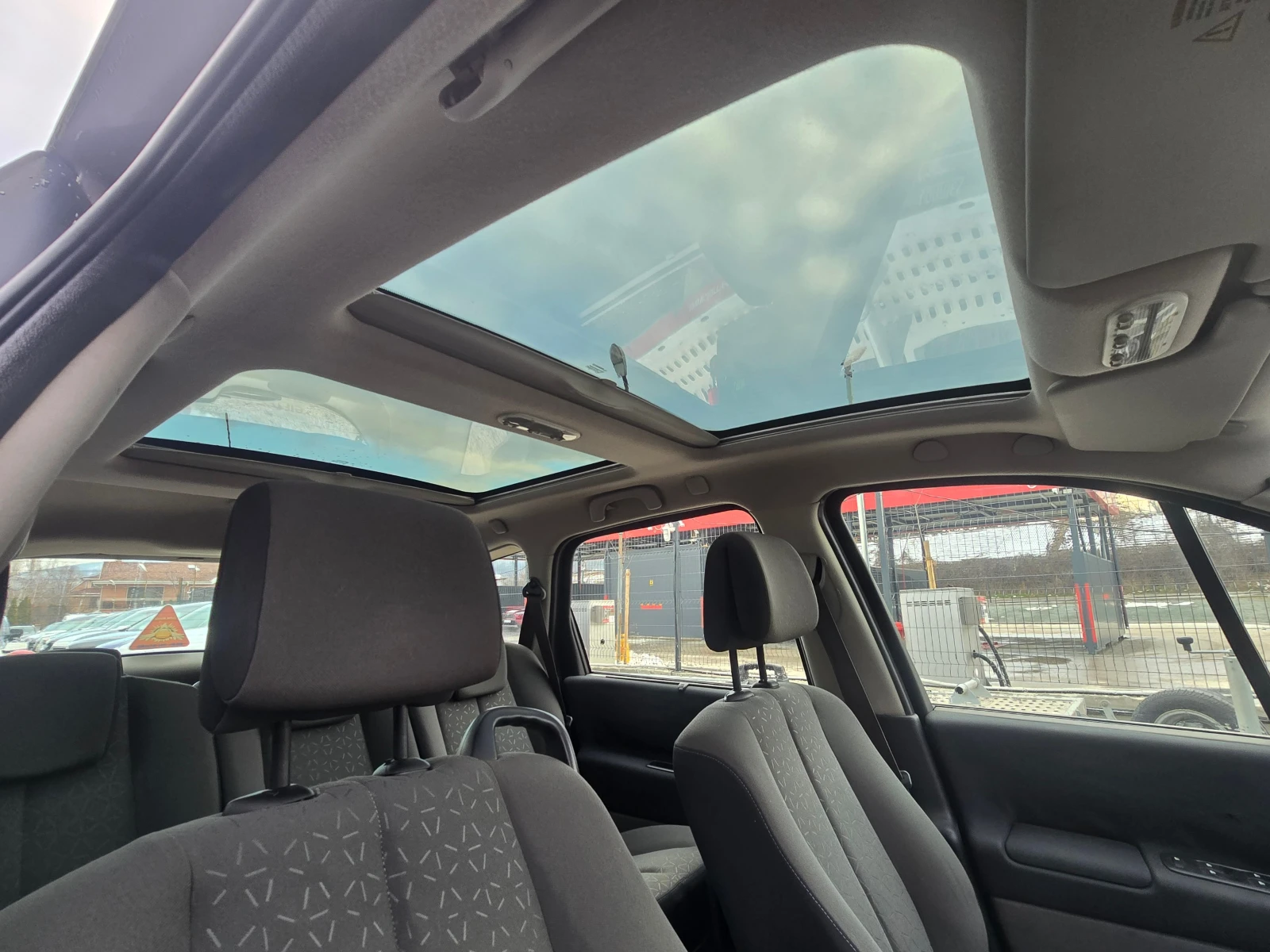 Renault Grand scenic 1.9dCi/6+ 1�����/6-��./������ | Mobile.bg � ����������� 17